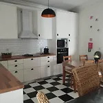 Blue Castle House Apartment *