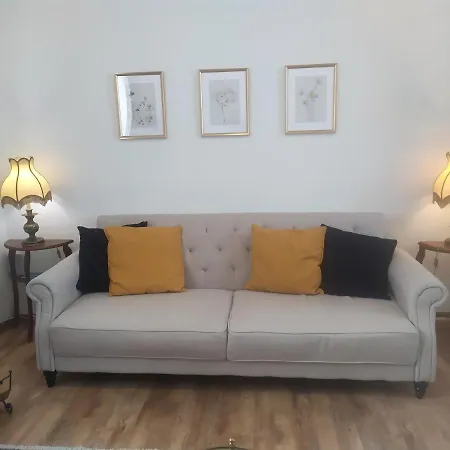 Blue Castle House Апартаменты