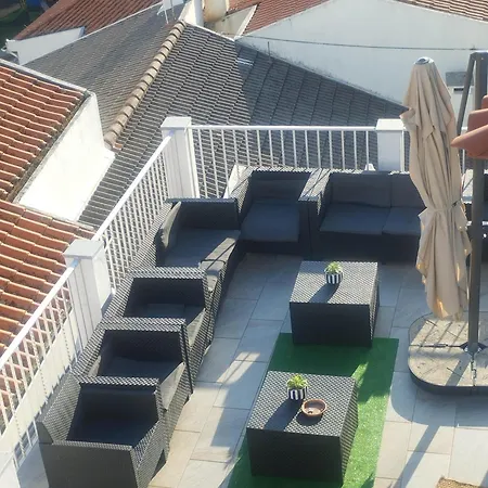 Blue Castle House גובאיה