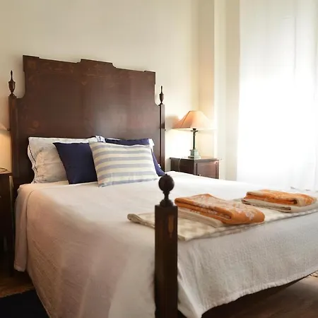 Blue Castle House * Gouveia (Guarda)