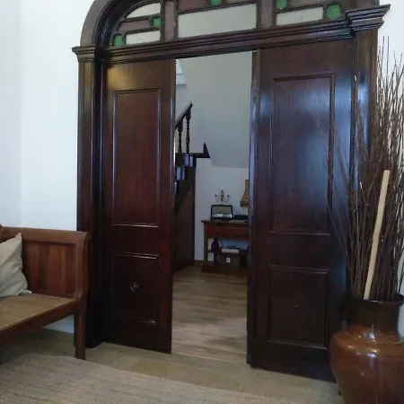 Blue Castle House גובאיה