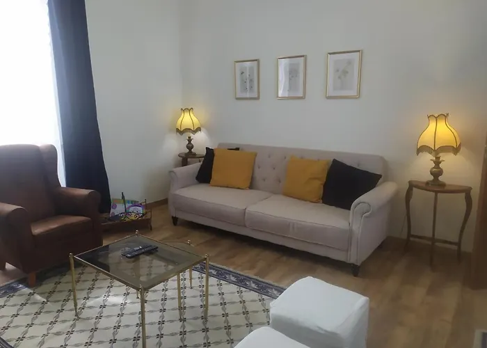 Blue Castle House غويفيا