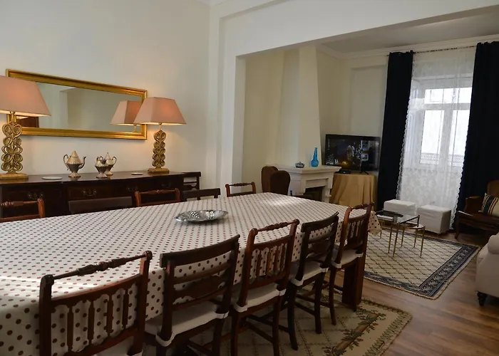 Blue Castle House شقة