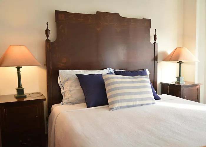 Blue Castle House ゴウヴェイア