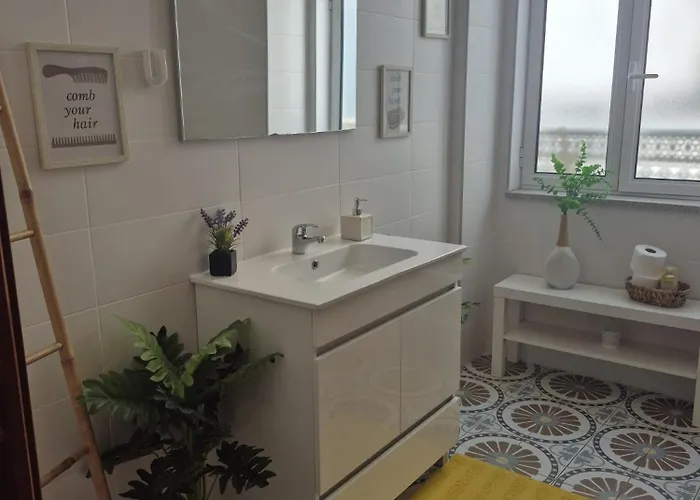 Blue Castle House * ゴウヴェイア