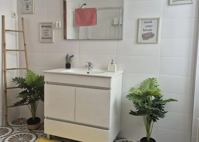 Blue Castle House * ゴウヴェイア